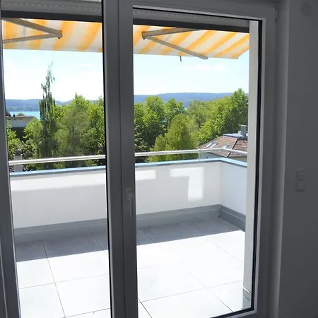Apartment Modernes Ferienhaus Seeblick *